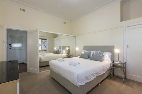 Cottesloe Bel-Air Apartment - Accommodation Gladstone 6