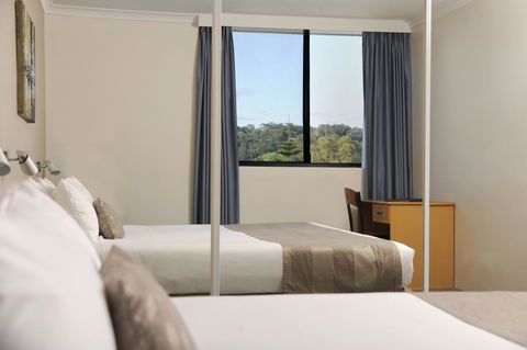 Lodestar Waterside Apartments - Accommodation Gladstone 28