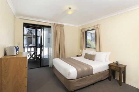 Lodestar Waterside Apartments - Accommodation Gladstone 37