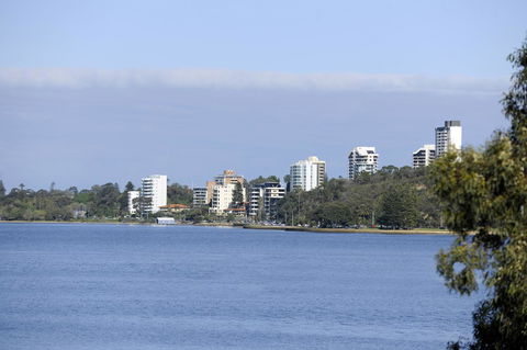Lodestar Waterside Apartments - Accommodation Gladstone 40