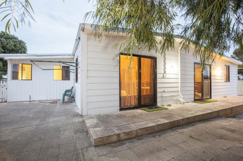 Rustic Retreat Esperance - Accommodation Gladstone 32