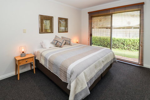 Bayshore Beachside Resort - Accommodation Gladstone 1