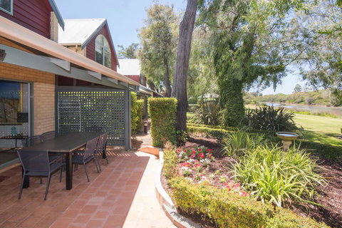 Bayshore Beachside Resort - Accommodation Gladstone 5
