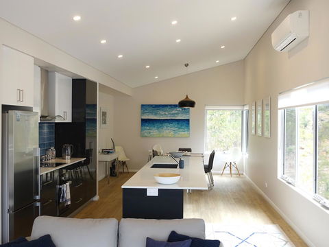 The Villa Dunsborough - Accommodation Gladstone 14
