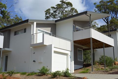 The Villa Dunsborough - Accommodation Gladstone 3