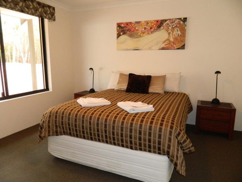 Margaret River Hideaway & Farmstay - Accommodation Gladstone 38