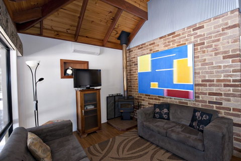 Margaret River Hideaway & Farmstay - Accommodation Gladstone 11