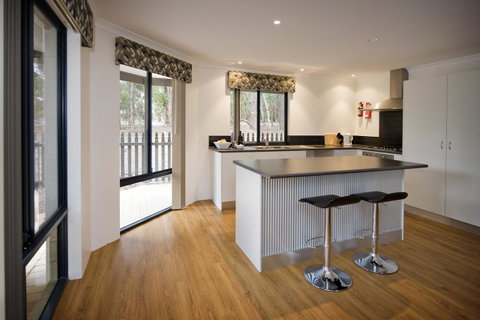 Margaret River Hideaway & Farmstay - Accommodation Gladstone 4
