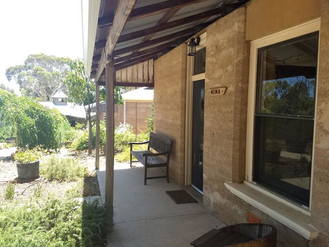 Hotham Ridge Estate - Accommodation Gladstone 7
