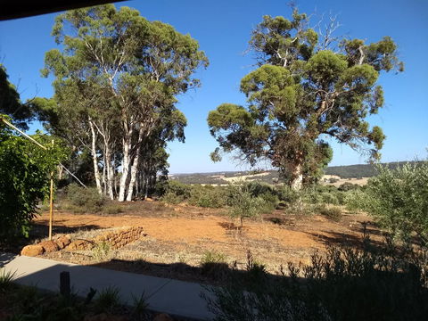 Hotham Ridge Estate - Accommodation Gladstone 19