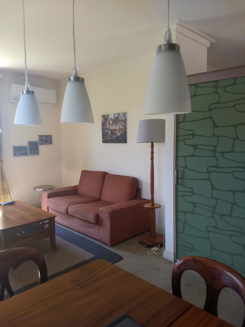 Hotham Ridge Estate - Accommodation Gladstone 11