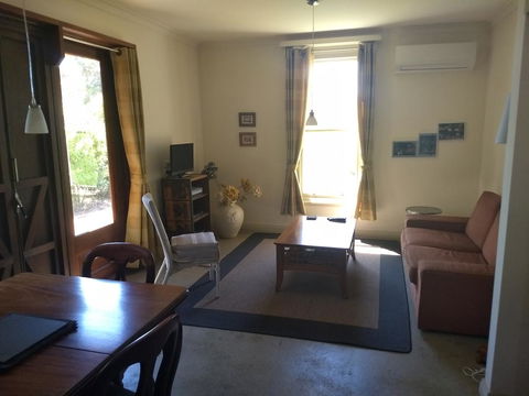 Hotham Ridge Estate - Accommodation Gladstone 10