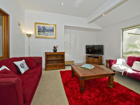 Fern Creek - Accommodation Gladstone 16