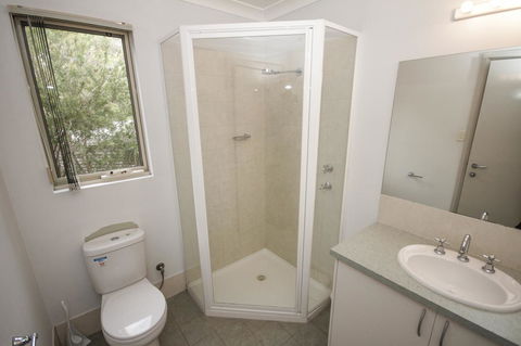 Fern Creek - Accommodation Gladstone 10