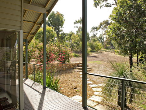 Fern Creek - Accommodation Gladstone 0