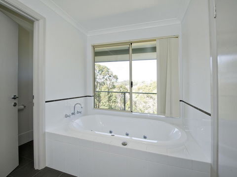 Fern Creek - Accommodation Gladstone 8