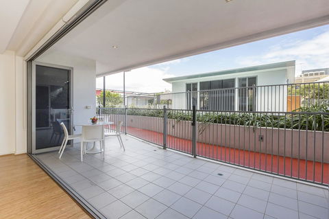 Gallery Serviced Apartments - Accommodation Gladstone 4