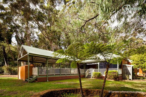 Riverglen Chalets - Accommodation Gladstone 35