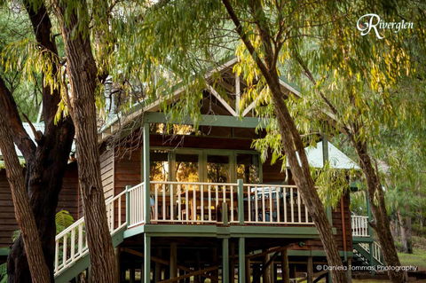 Riverglen Chalets - Accommodation Gladstone 31