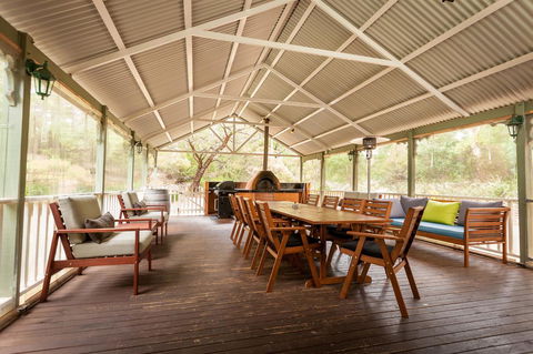 Riverglen Chalets - Accommodation Gladstone 21