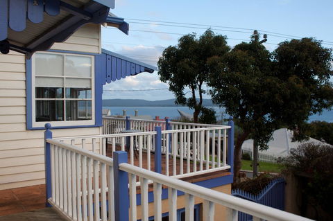 Lotti's House - Accommodation Gladstone 0