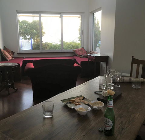 Lotti's House - Accommodation Gladstone 21
