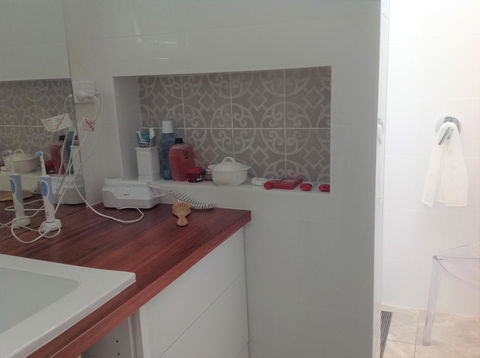 Lotti's House - Accommodation Gladstone 24