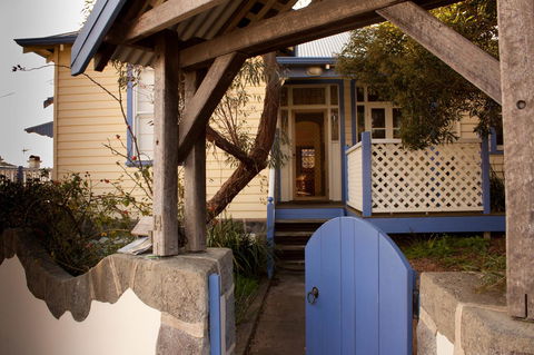 Lotti's House - Accommodation Gladstone 1