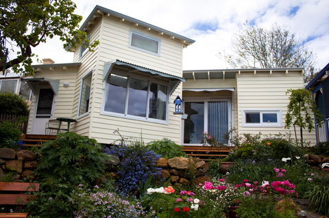 Lotti's House - Accommodation Gladstone 17