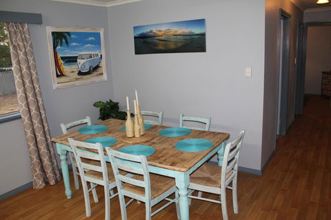 Jbay Beach Shack - Accommodation Gladstone 11