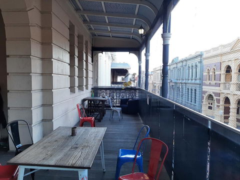 Fremantle Beach Backpackers - Accommodation Gladstone 37