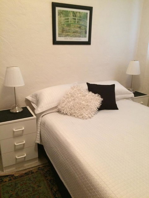 Kenata-Fairway Apartment Hotel - Accommodation Gladstone 26