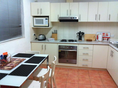 Kenata-Fairway Apartment Hotel - Accommodation Gladstone 17