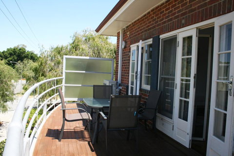 Kenata-Fairway Apartment Hotel - Accommodation Gladstone 6