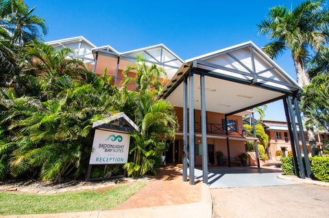 Moonlight Bay Suites - Accommodation Gladstone 1