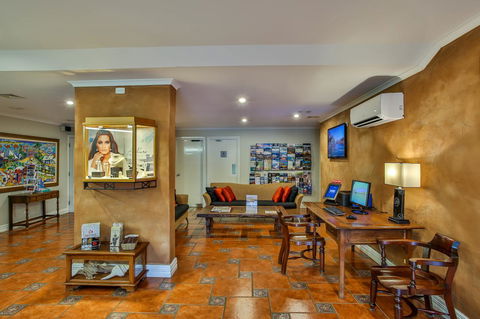 Moonlight Bay Suites - Accommodation Gladstone 19