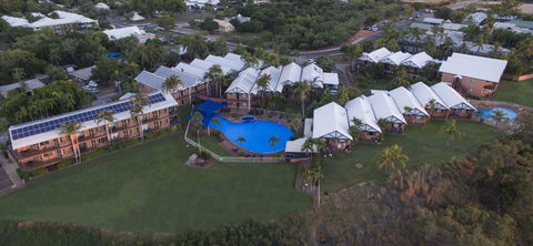 Moonlight Bay Suites - Accommodation Gladstone 14