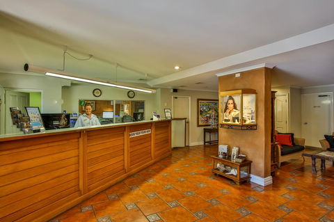 Moonlight Bay Suites - Accommodation Gladstone 20