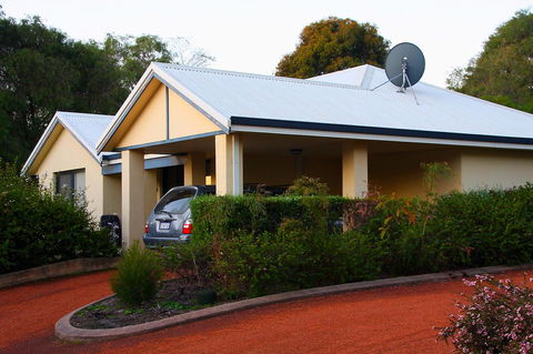 Bayside Villas - Accommodation Gladstone 20
