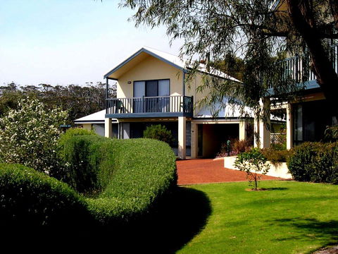 Bayside Villas - Accommodation Gladstone 35