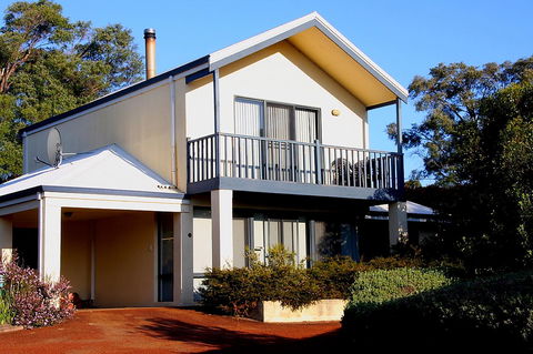 Bayside Villas - Accommodation Gladstone 29