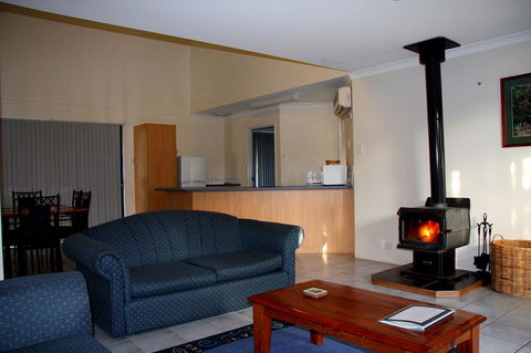 Bayside Villas - Accommodation Gladstone 32