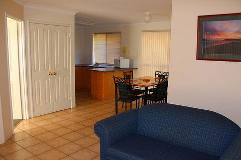 Bayside Villas - Accommodation Gladstone 21