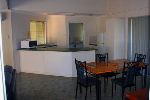 Bayside Villas - Accommodation Gladstone 27