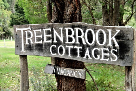 Treenbrook Cottages - Accommodation Gladstone 3