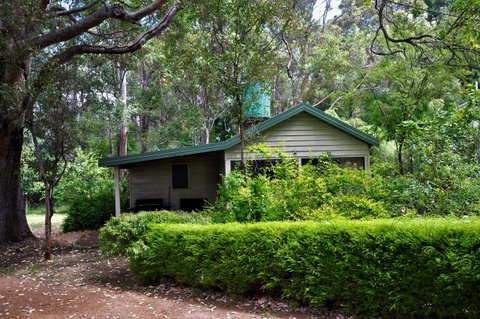 Treenbrook Cottages - Accommodation Gladstone 15