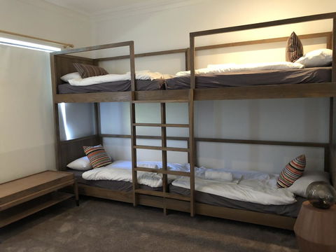 Caves Road Guest Houses - Accommodation Gladstone 20