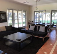 Caves Road Guest Houses - Accommodation Gladstone