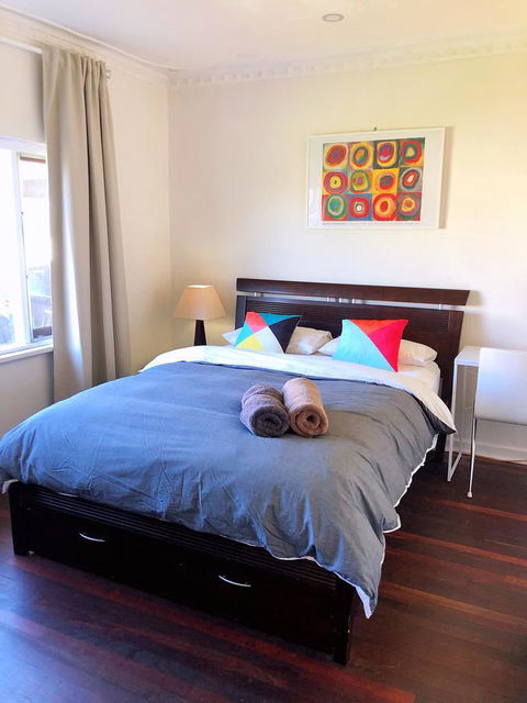 Inglewood Comfort - Accommodation Gladstone 8