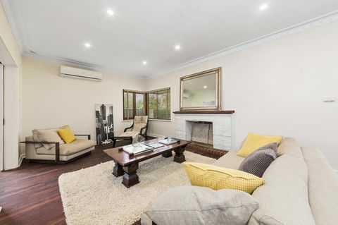 Inglewood Comfort - Accommodation Gladstone 13